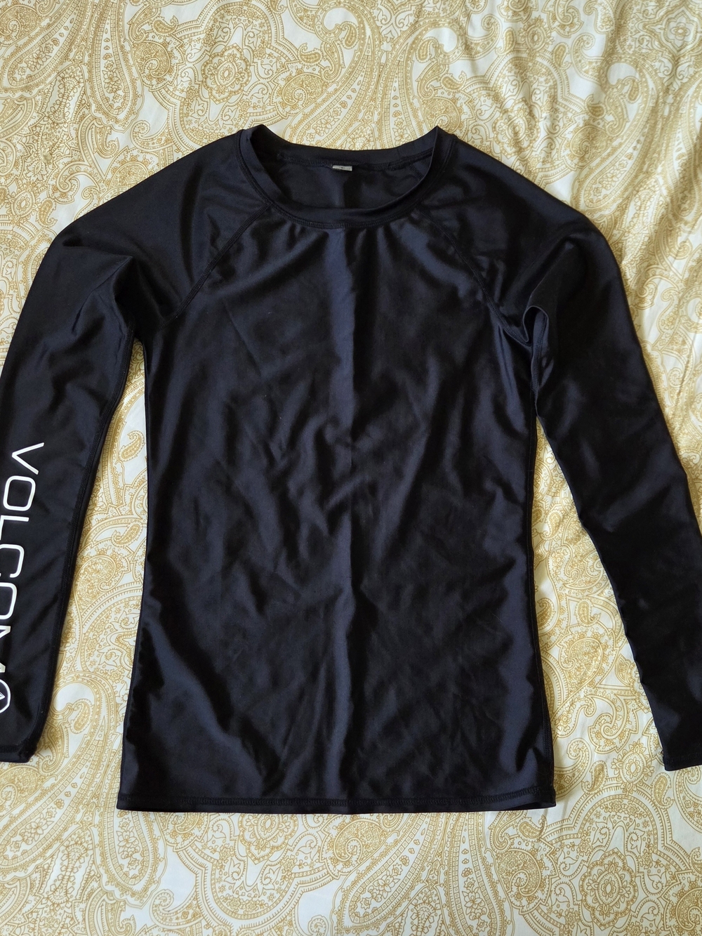 Volcom Black Long-Sleeve Performance Rash Guard